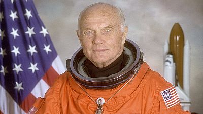 وفاة رائد الفضاء الأمريكي جون غلين