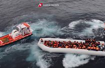 Un député danois suggère des "tirs de sommation" vers les migrants en Méditerranée