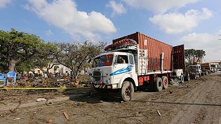 Somalia: deadly blast near Mogadishu port kills dozens