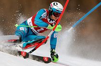 Slalomun kraliçesi Shiffrin tahtını yine bırakmadı