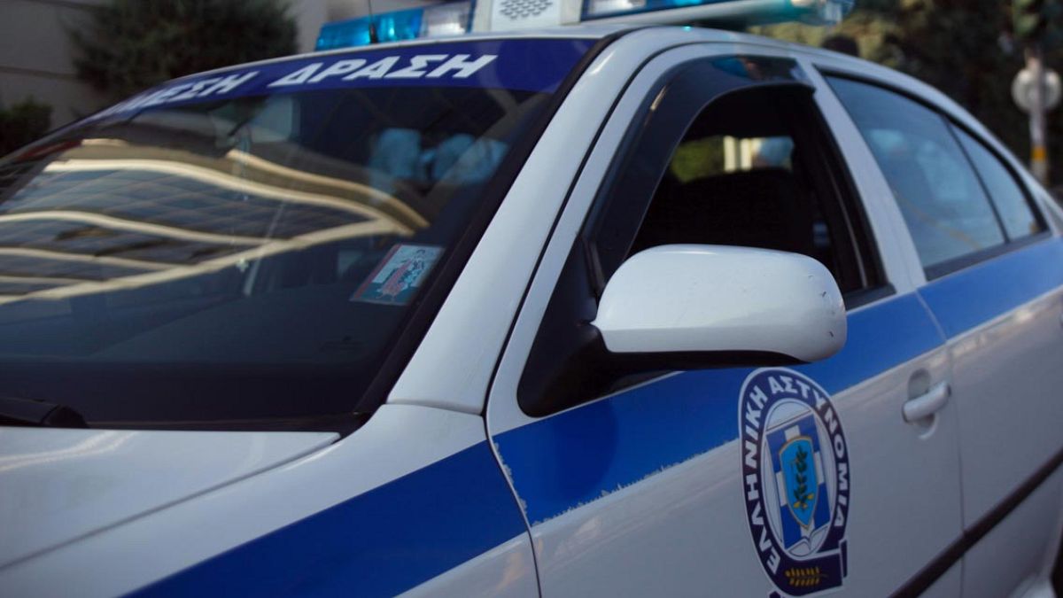 Ληστεία με πυροβολισμούς στο κέντρο της Αθήνας