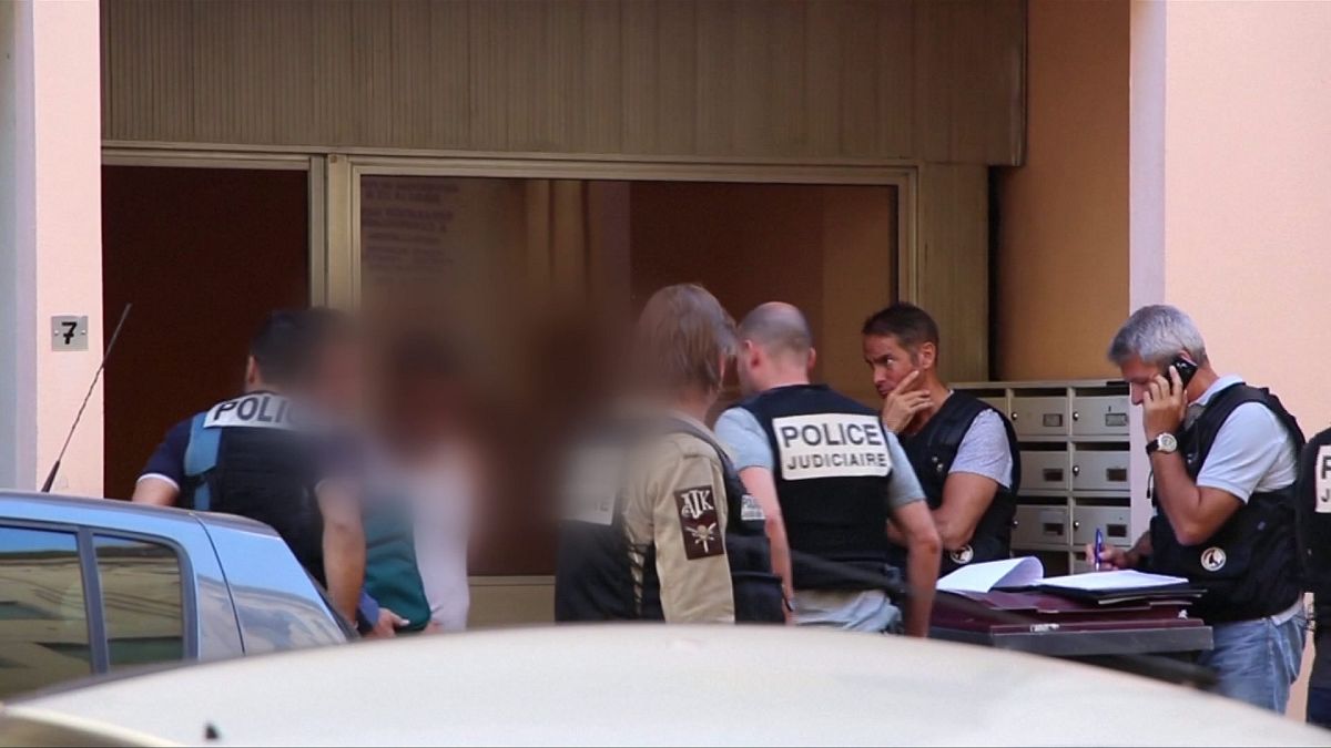 بازداشت یازده تن دیگر در فرانسه در ارتباط با حمله تروریستی تابستان گذشته در نیس