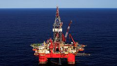 La AIE prevé, tras el acuerdo de reducción de los productores, un déficit petrolero en 2017