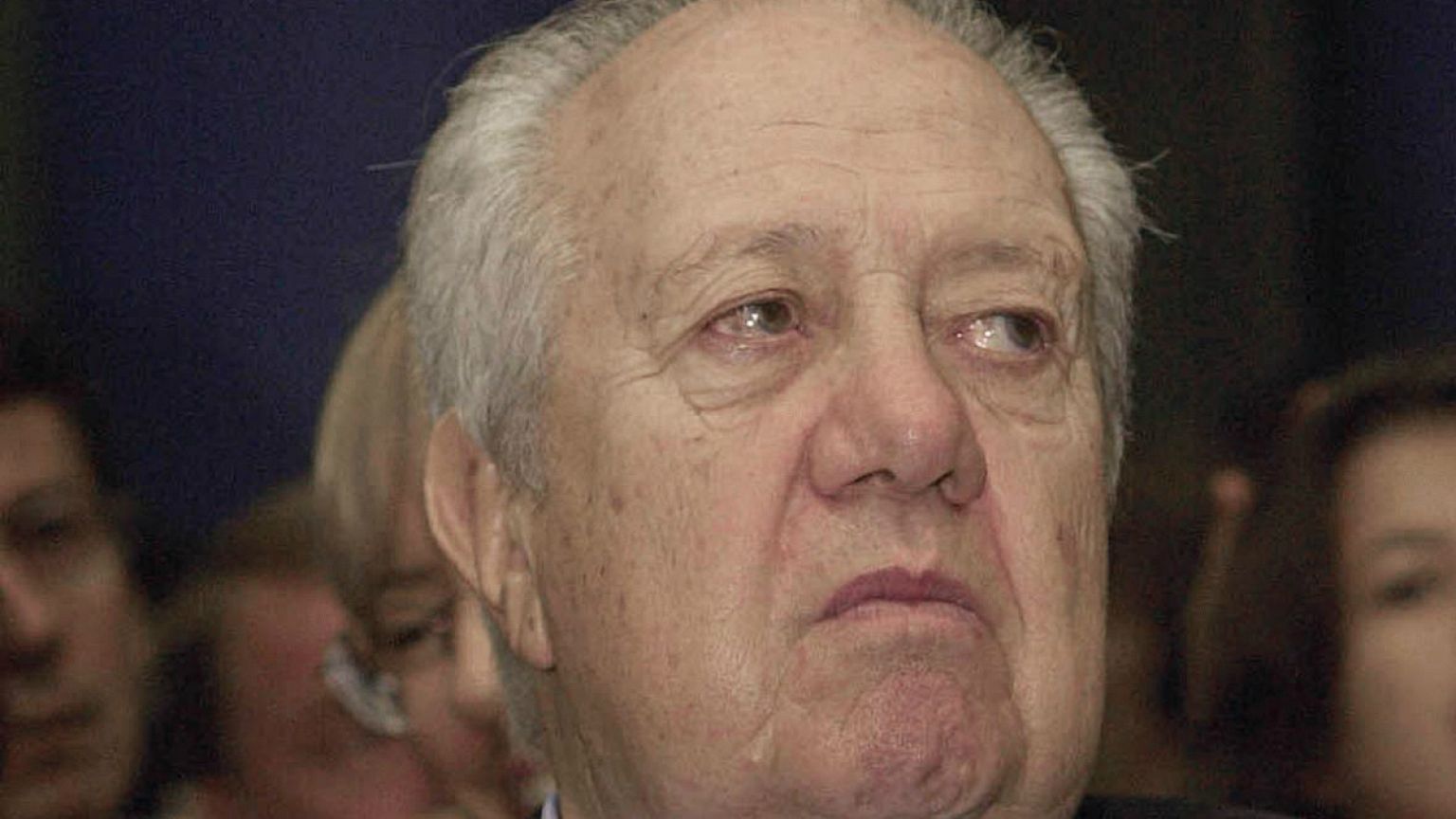 Ex-PR de Portugal, Mário Soares mantém-se "inconsciente, mas reage a estímulos"