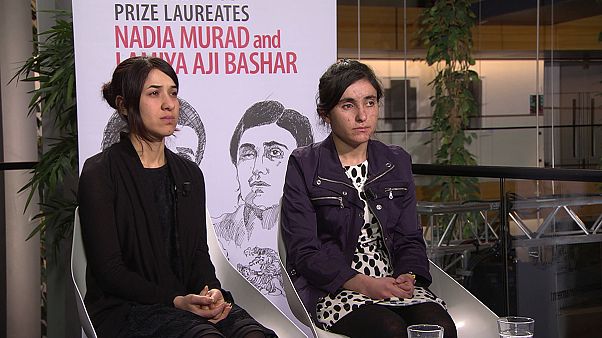 Dos jóvenes secuestradas por el Daesh, Premio Sájarov del Parlamento Europeo Dos jóvenes secuestradas por el Daesh, Premio Sájarov del Parlamento Europeo