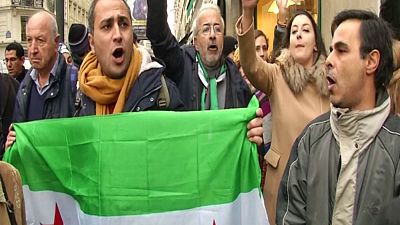Manifestación en París por Alepo