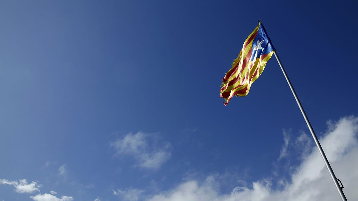 Spanish court suspends Catalonia plan for independence vote