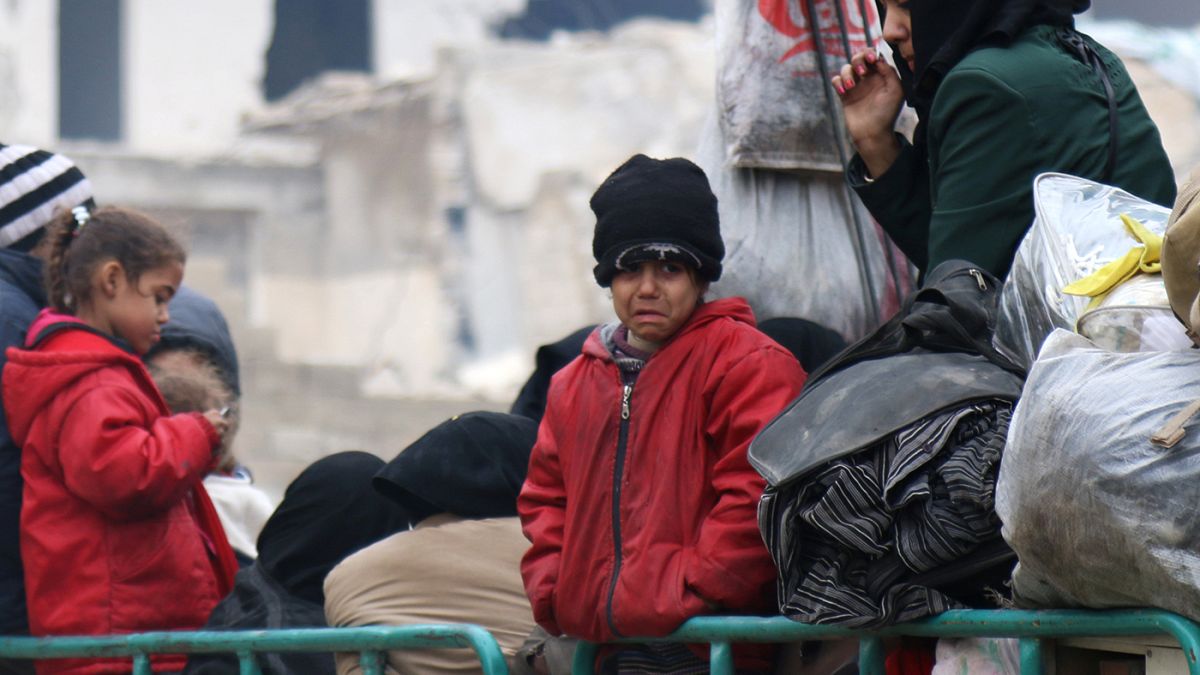 حلب: تعليق عملية الإجلاء