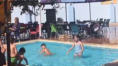 İnsanlık dramının yaşandığı Halep'in iki farklı yüzü