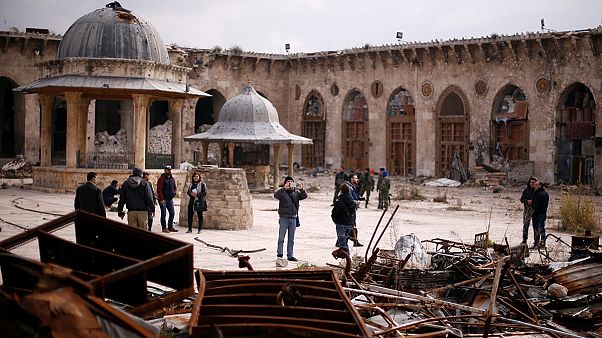 "Halep Kalesi turistlerin ziyaretine açıldı" "Halep Kalesi turistlerin ziyaretine açıldı"