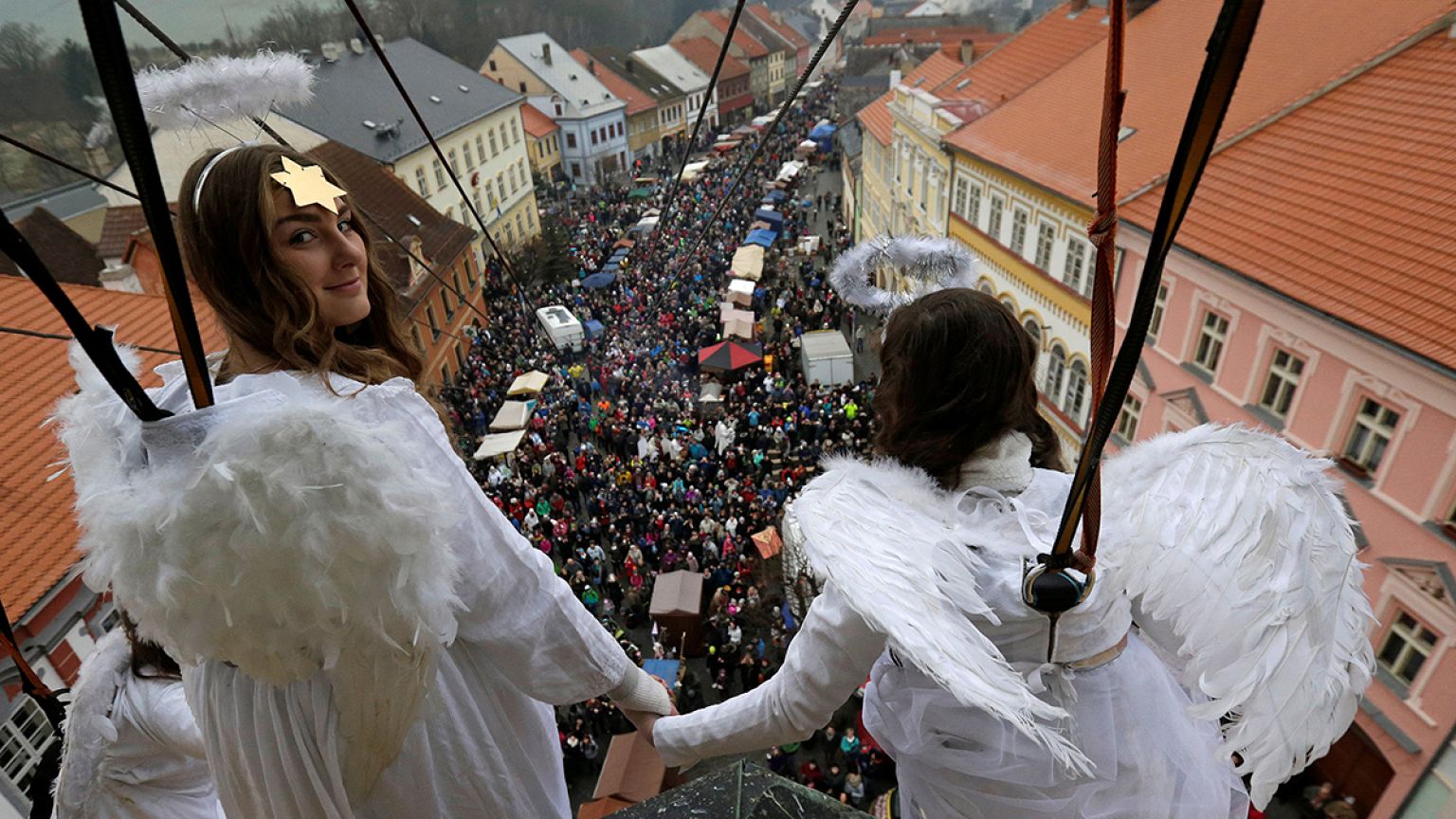 Lebegő karácsonyi angyalok