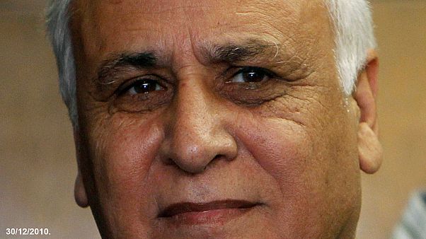 Αποφυλακίζεται ο Μοσέ Κατσάβ Αποφυλακίζεται ο Μοσέ Κατσάβ