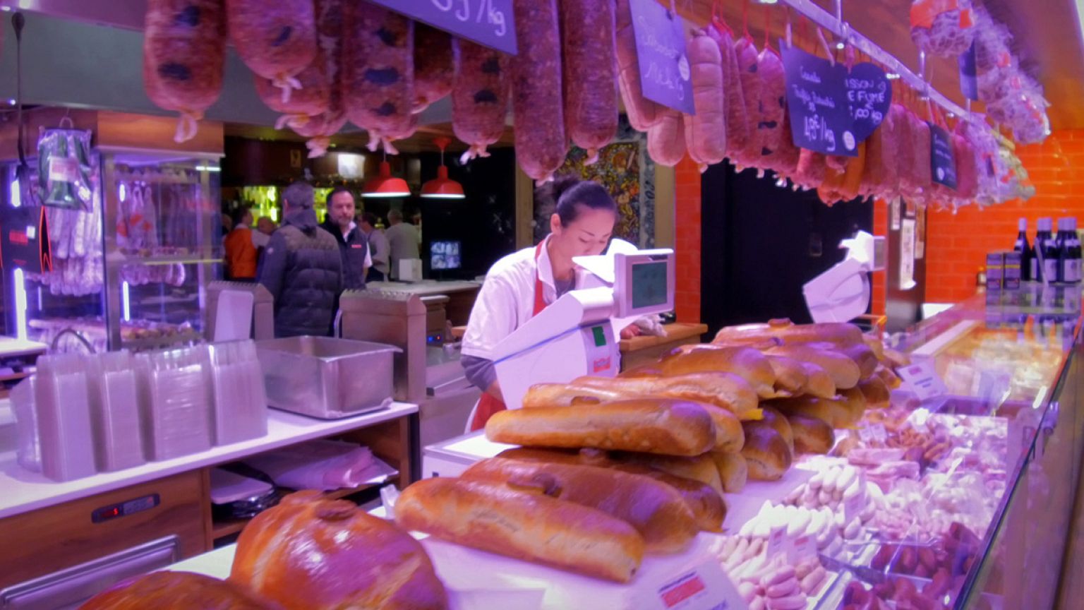 Tourists flock to Lyon for a gourmet getaway
