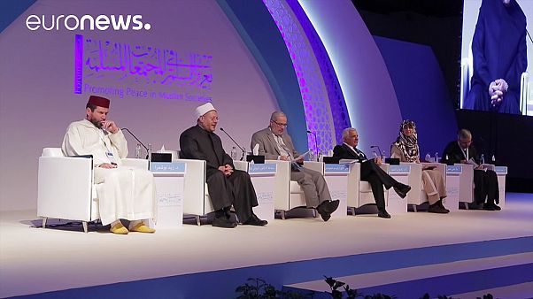 منتدى تعزيز السلم بأبو ظبي...دعوة الى التسامح بين الأديان منتدى تعزيز السلم بأبو ظبي...دعوة الى التسامح بين الأديان