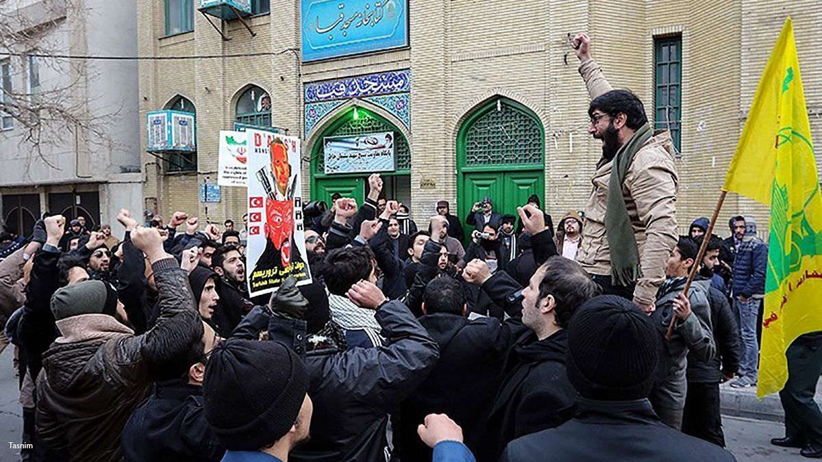 تجمع اعتراضی «غیرقانونی» مقابل کنسولگری ترکیه در مشهد برگزار شد