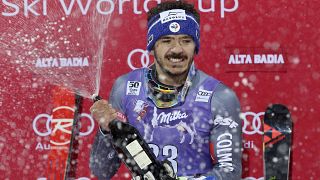 Cyprien Sarrazin remporte le géant parallèle... avec un seul bâton