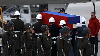 مراسم دينية وعسكرية لتشييع جثمان السفير الروسي الراحل