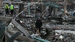 Dozens feared dead or injured in Mexico fireworks blast