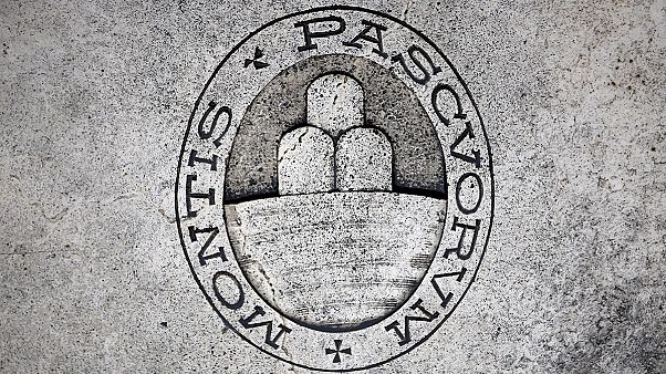 El parlamento italiano aprueba 20.000 millones de euros para rescates bancarios El parlamento italiano aprueba 20.000 millones de euros para rescates bancarios