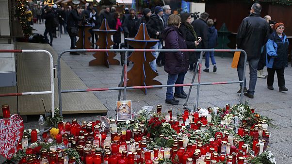 Újranyitották a megtámadott berlini karácsonyi vásárt Újranyitották a megtámadott berlini karácsonyi vásárt