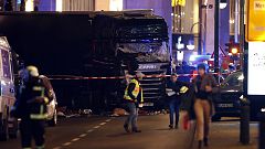 Warum lässt ein Attentäter seine Papiere zurück?