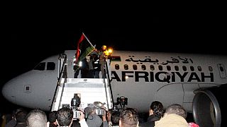 Libyan airline passengers freed, hijackers surrender