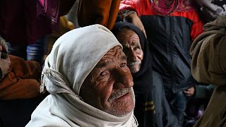 Halepliler yıkıma rağmen evlerine dönmekten mutlu