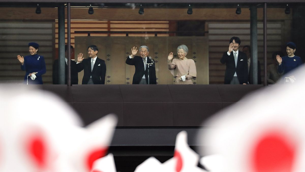 Image: Emperor Akihito marks 85th birthday in Tokyo