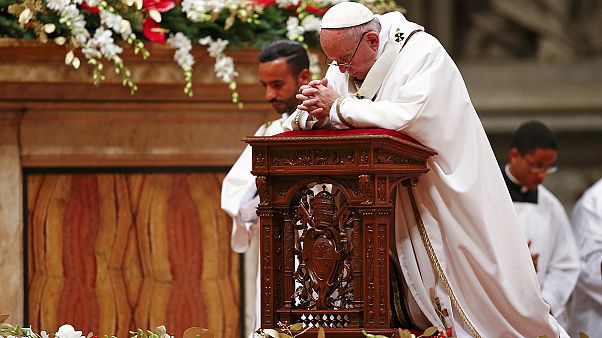 Christmette im Petersdom: Papst erinnert an notleidende Kinder Christmette im Petersdom: Papst erinnert an notleidende Kinder