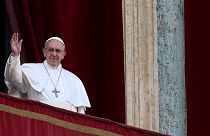 El papa Francisco pide paz para todos en su mensaje de Navidad