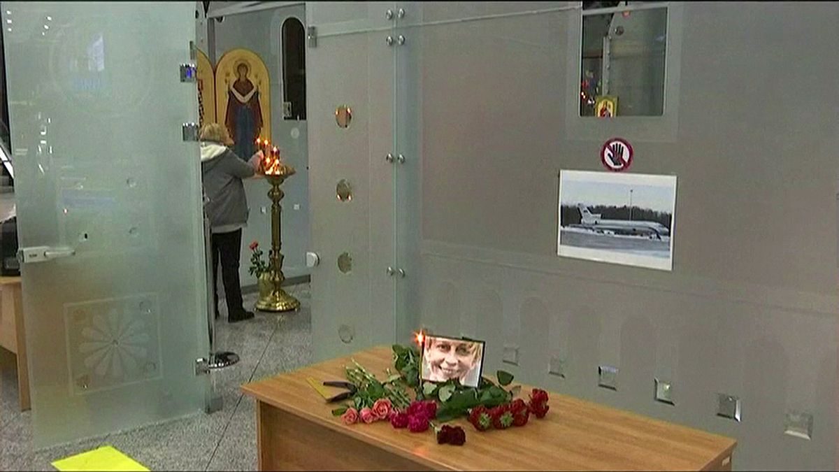 Russia mourns plane crash dead
