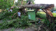 El tifón Nock Ten deja al menos tres muertos a su paso por Filipinas