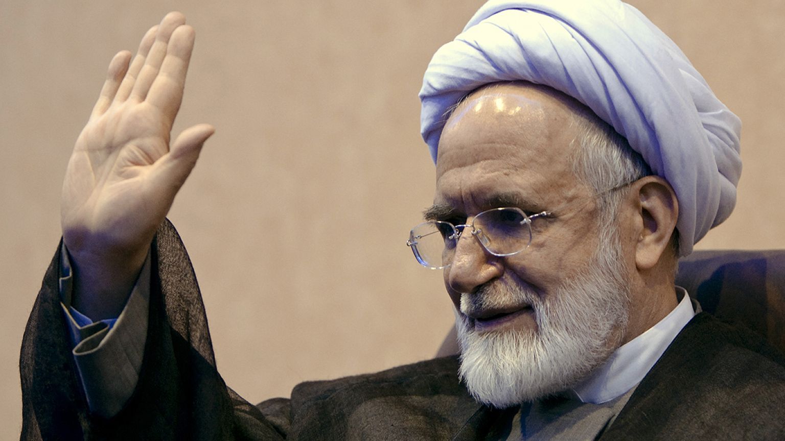 مهدی کروبی از دبیر کلی حزب اعتماد ملی استعفا کرد