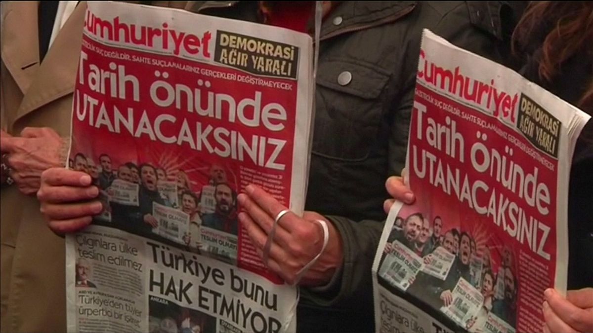 Türkei: "Kein Tee für Erdogan" - Kantinen-Chef der Zeitung "Cumhuriyet" festgenommen