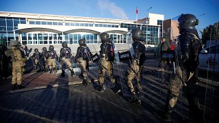 Darbe girişimine destek vermekle suçlanan polisler Silivri'de hakim karşısına çıktı