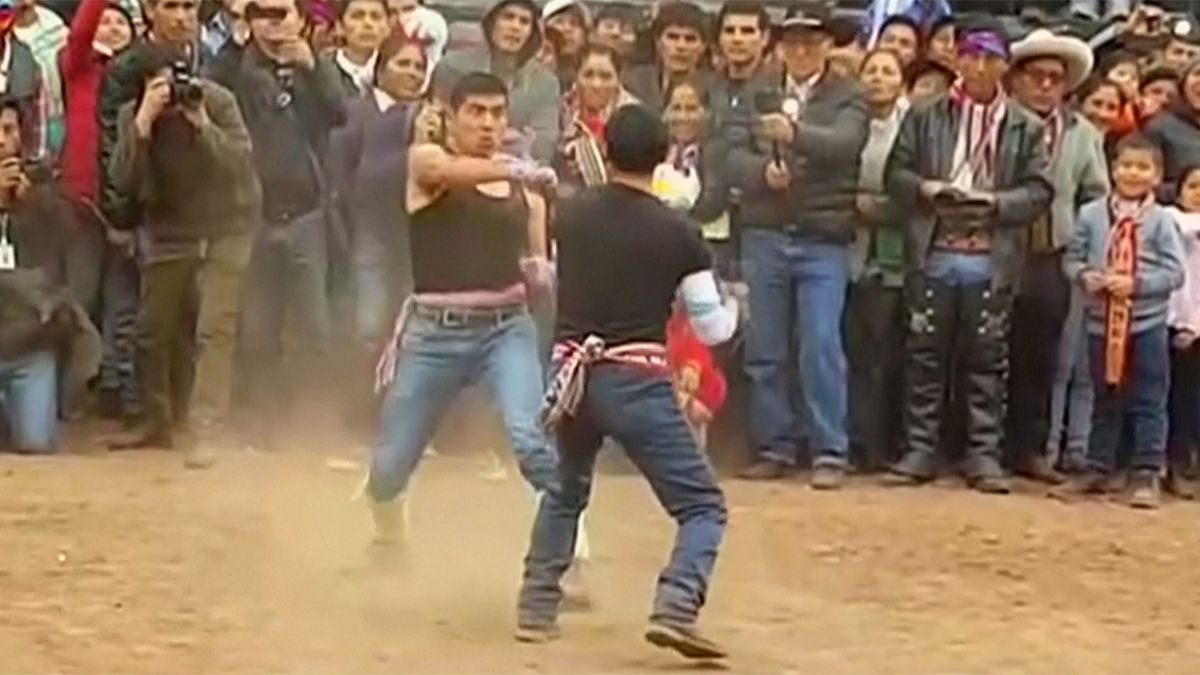 Takanakuy: Peruvian fight club festival to solve disputes before the New Year