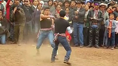 Takanakuy: Trinken, Tanzen, Zuschlagen