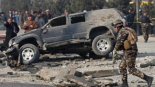 Ataque à bomba no Afeganistão fere deputado