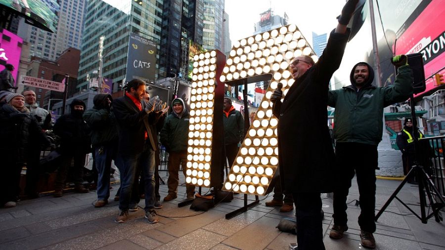 Nouvel An : test de confettis détrempés à Times Square