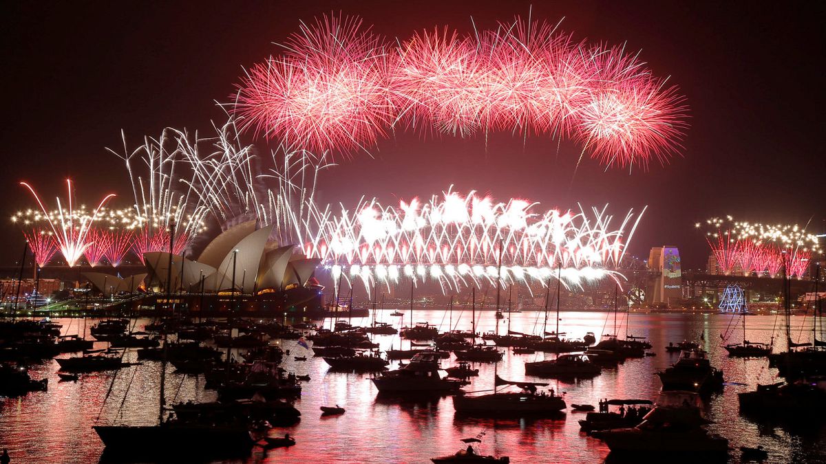 Австралия, Океания и Азия первыми встретили новый 2017 год