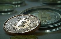 Bitcoin: Πάνω από το όριο των 1000 δολαρίων