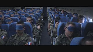 "Voir du pays", una película sobre cómo olvidar la violencia de la guerra