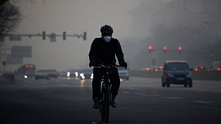 Dichter, grauer Smog über Peking
