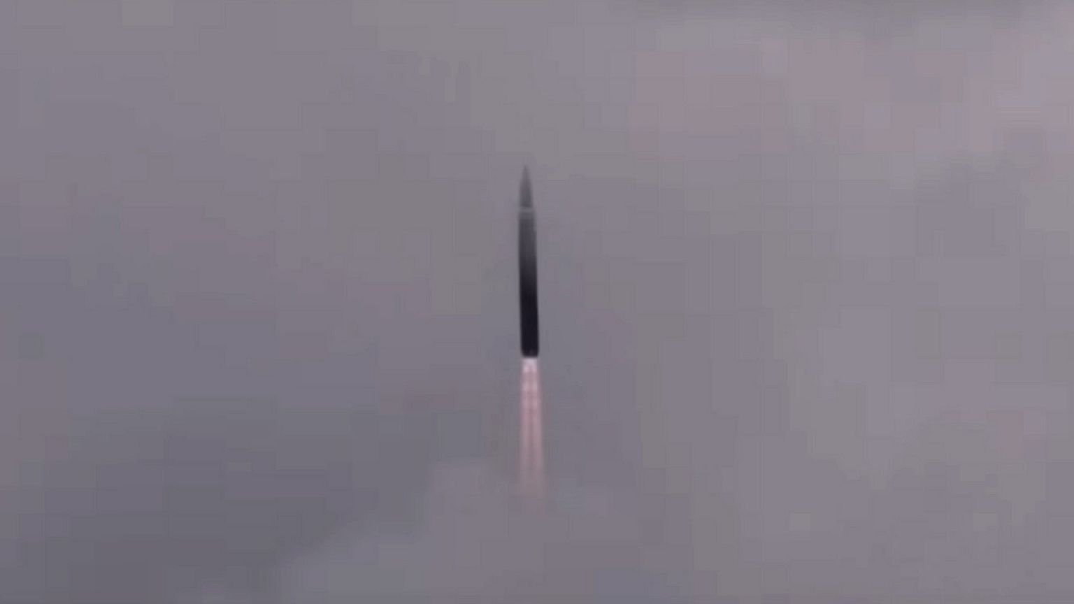 Image: The Avangard hypersonic strategic missile during a test launch in Ru