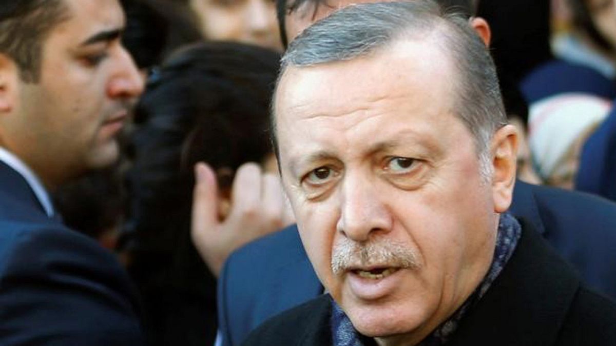 Erdoğan: "Türkiye'de hiç kimsenin hayat tarzı tehdit altında değildir"