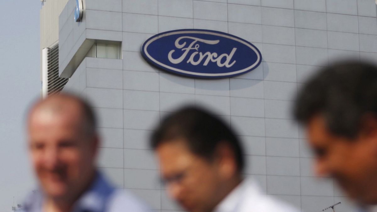 Trump agradece à Ford e ameaça General Motors