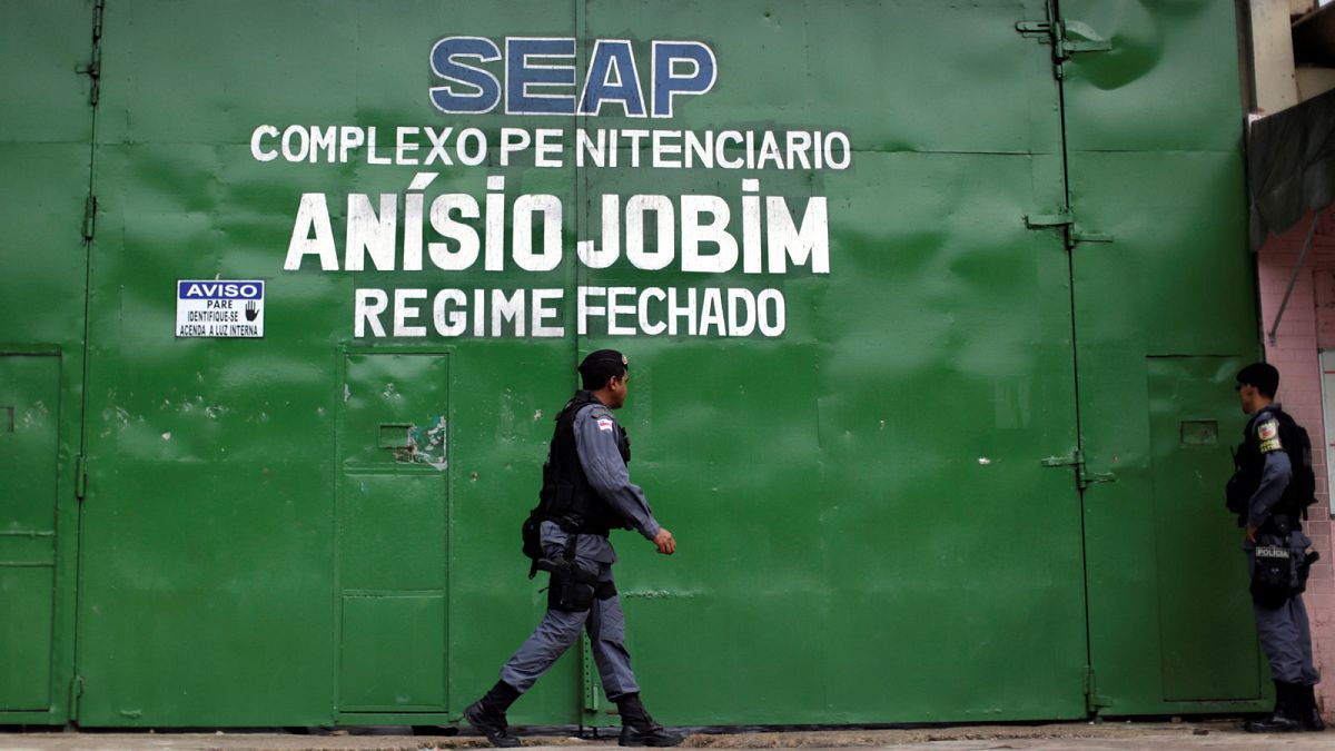 Hajtóvadászat indult Brazíliában a börtönlázadás során kiszabadult rabok után