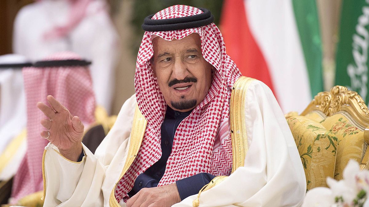 Image: Saudi Arabia's king Salman bin Abdulaziz Al Saud in Kuwait