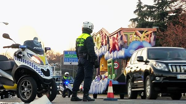 Трех царей-волхвов в Испании встречают при усиленных мерах безопасности Трех царей-волхвов в Испании встречают при усиленных мерах безопасности