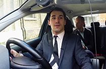 Una aseguradora para accidentes suiza dictamina que los conductes de Uber son asalariados